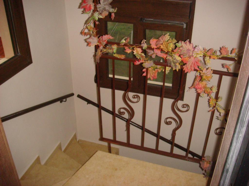 Villa Angela Сикия Екстериор снимка
