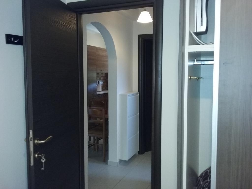 Villa Angela Сикия Екстериор снимка